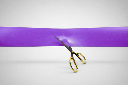 Yksiväriset violetit virkaanastujaisnauhat ilman painatusta JM Band® -merkiltä.