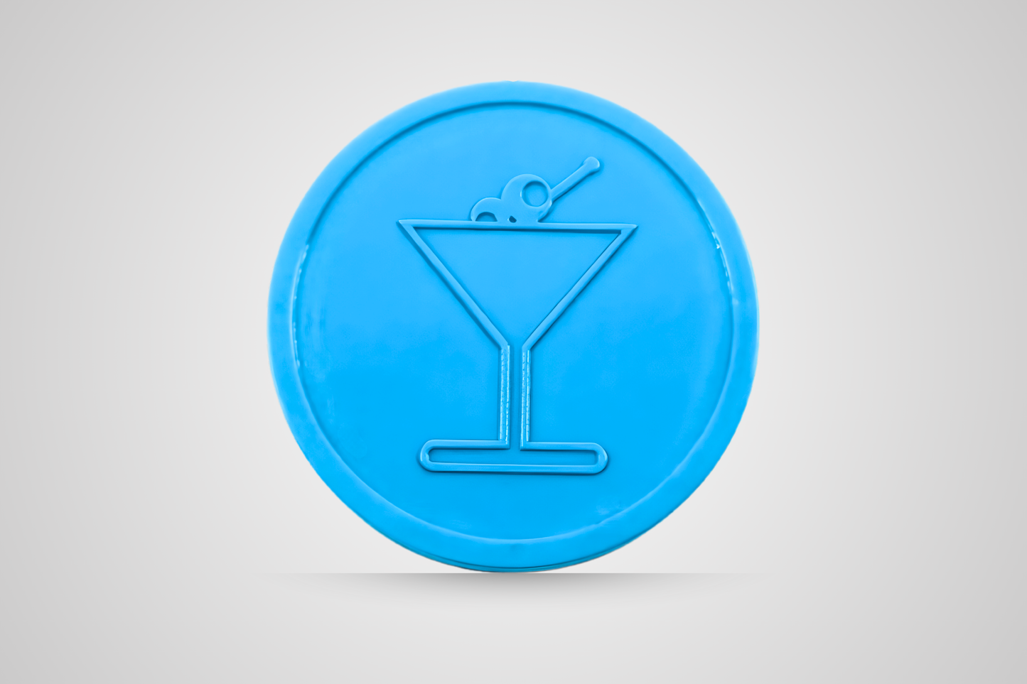 Kohokuvioitu juomakuponki cocktailinsinisenä JM Band®:ltä.