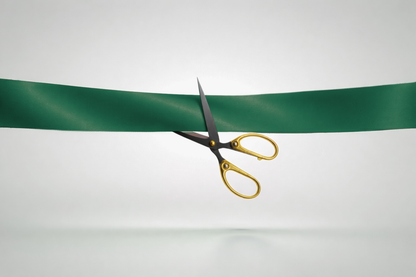 Tummanvihreä ECO-satiininen virkaanastujaisnauha ilman painatusta JM Band® -merkiltä.