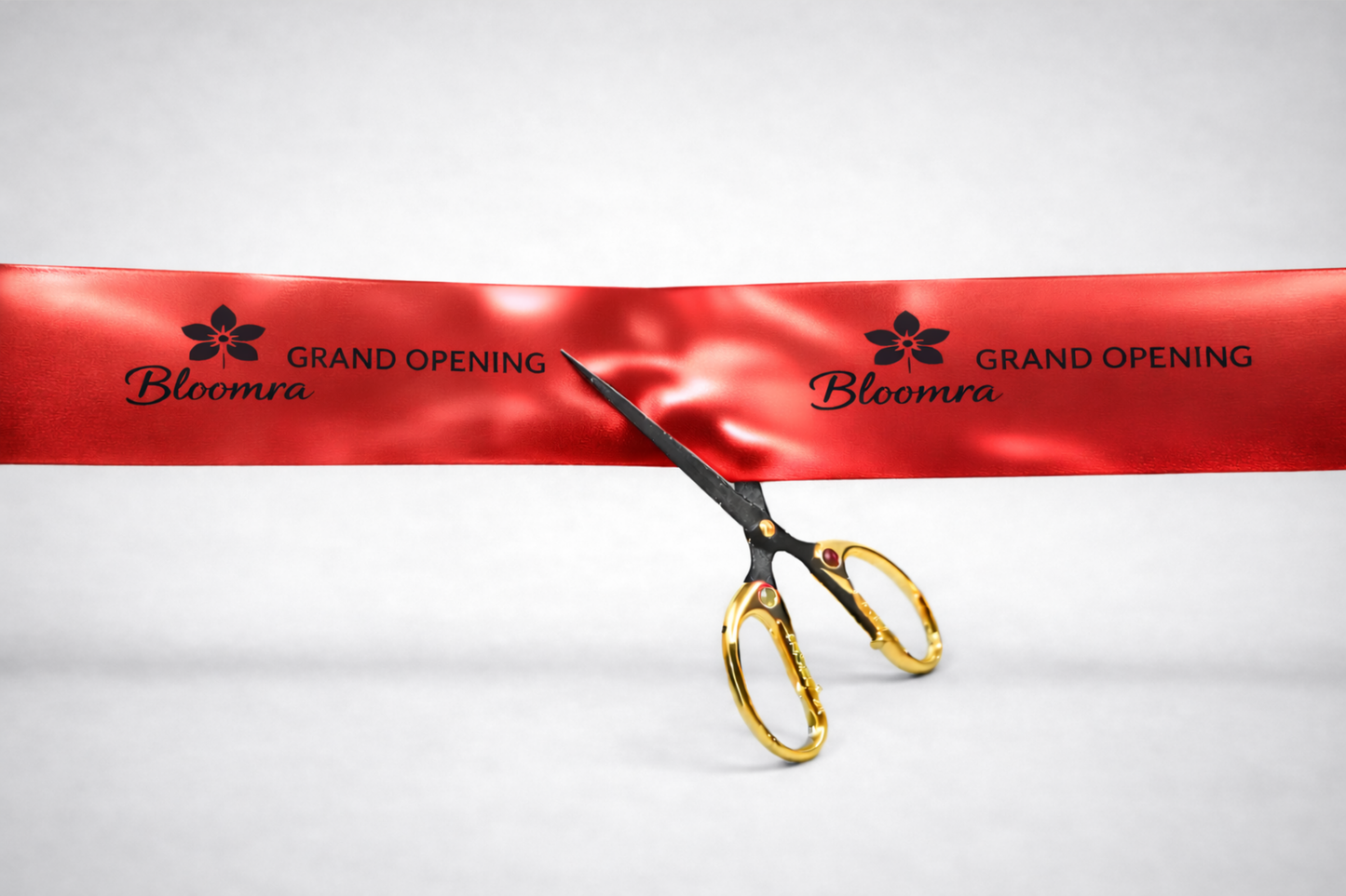 Avajaisnauha painatuksella