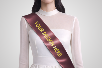 JM Band® -merkkinen mittatilaustyönä valmistettu ECO-satiinipuite bordeaux-värisenä.