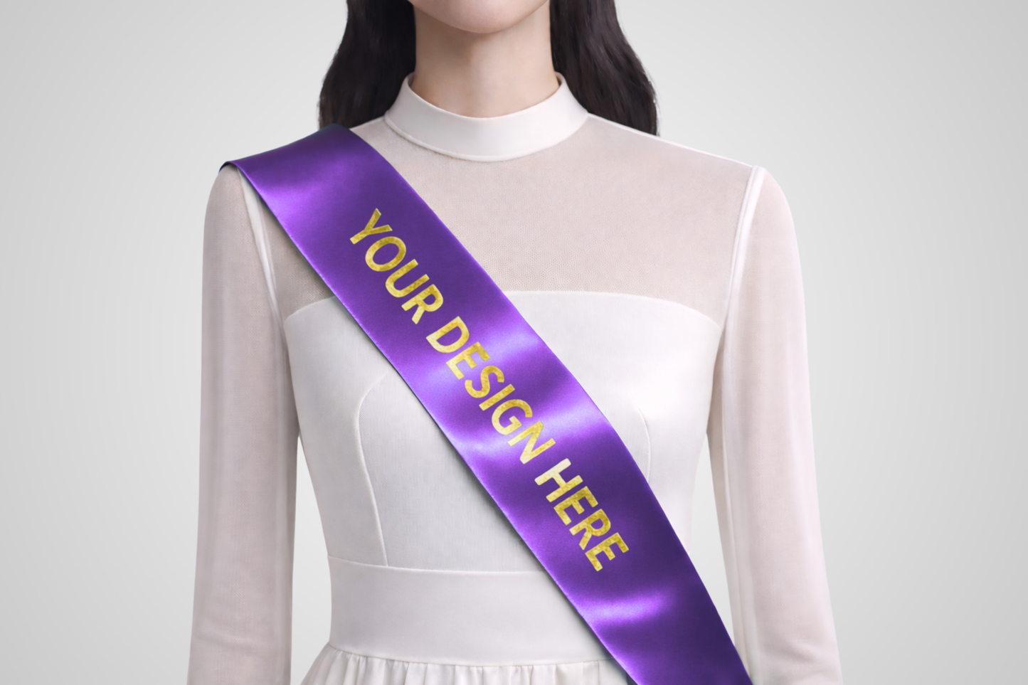 Violetti eko-satiininen vyö JM Band®:n mittatilaustyönä tehdyllä designilla.