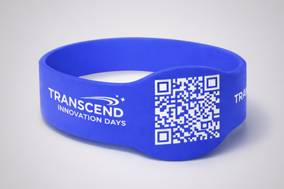 Kuva JM Band® -silikonirannekkeista QR-koodilla. Osta 18 mm:n silikonirannekkeita täältä.
